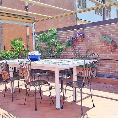 Piana Degli Ulivi A Lerici Apartment Exterior photo